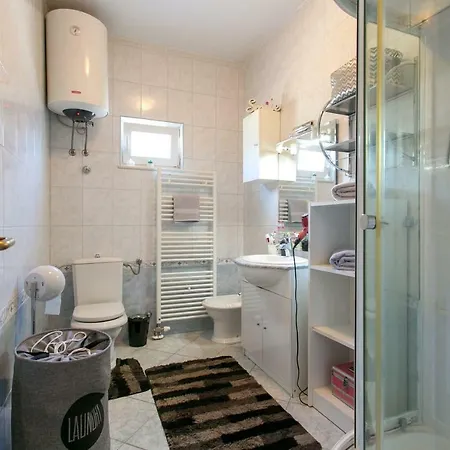 Apartman Antea * Kaštel Stari